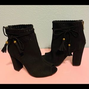 Vintage Ankle Booties Size 7.5